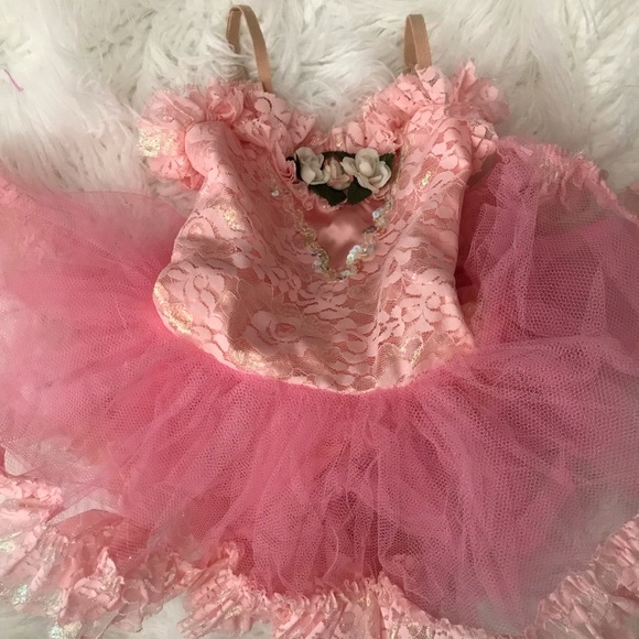Vintage ballet costume!! Beautiful tutu and roses - Picture 1 of 8
